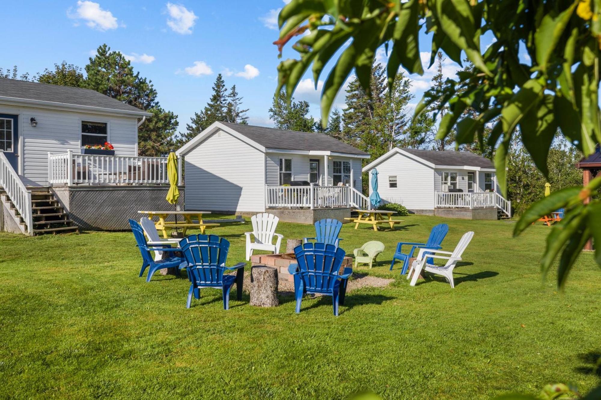 Beach Trees Cottages York エクステリア 写真