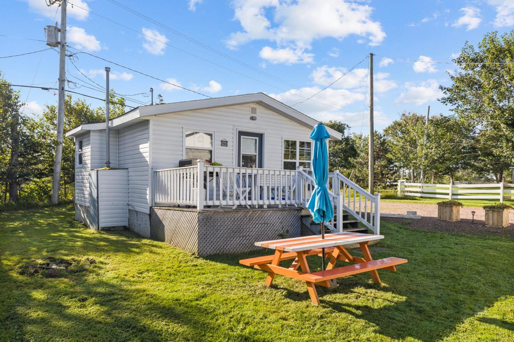 Beach Trees Cottages York エクステリア 写真